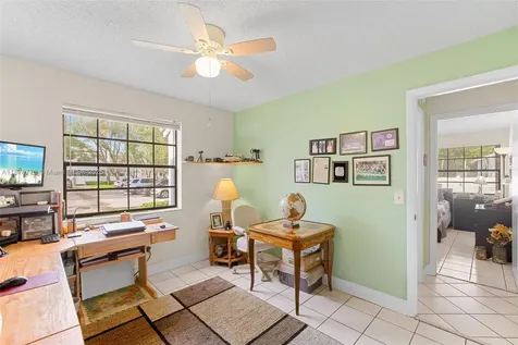 11657 NW 11th Street Pembroke Pines FL 33026