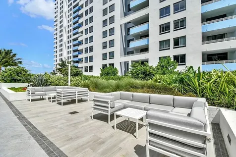 1330 West Avenue Miami Beach FL 33139