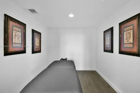 1330 West Avenue Miami Beach FL 33139