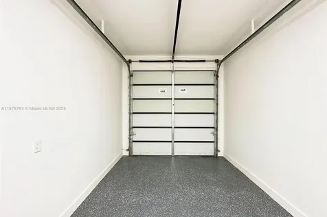 3132 Plaza Street Miami FL 33133