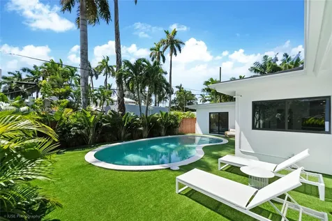 1120 NE 86th Street Miami FL 33138
