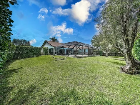11701 NW 27th Street Plantation FL 33323