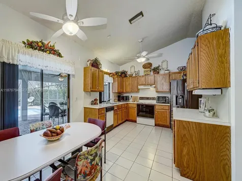 11701 NW 27th Street Plantation FL 33323