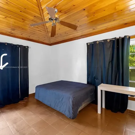 690 NW 18th Street Homestead FL 33030