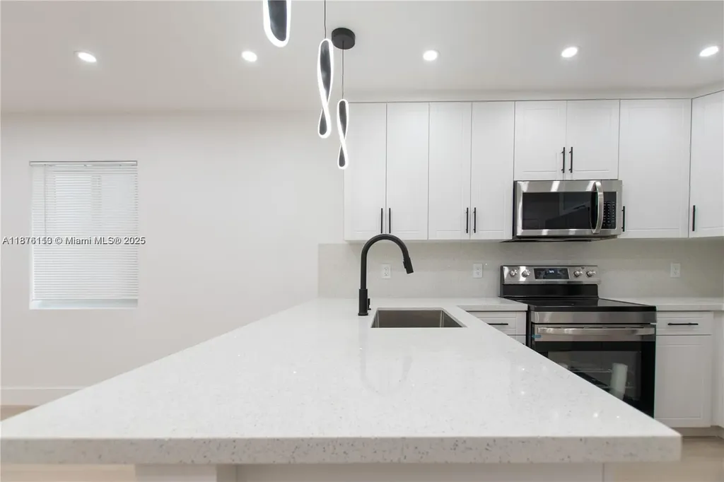 1336 NW 6th Avenue Fort Lauderdale FL 33311