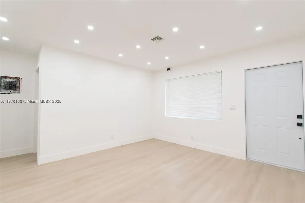 1336 NW 6th Avenue Fort Lauderdale FL 33311