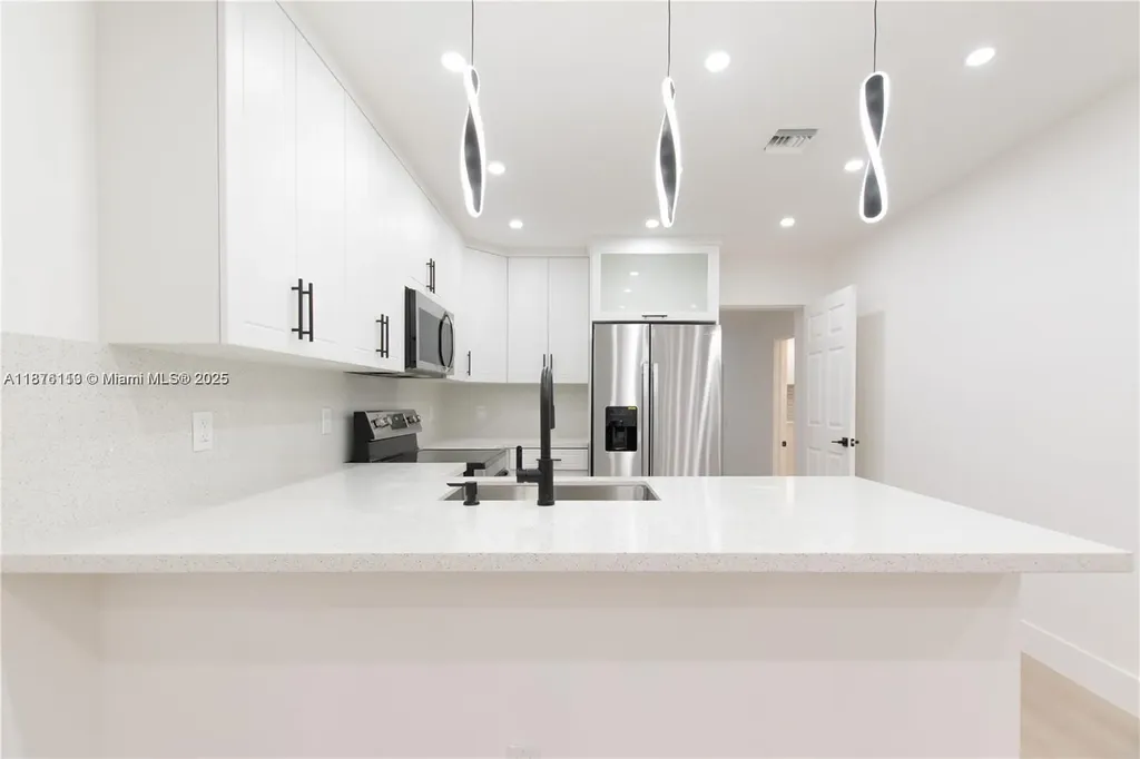 1336 NW 6th Avenue Fort Lauderdale FL 33311