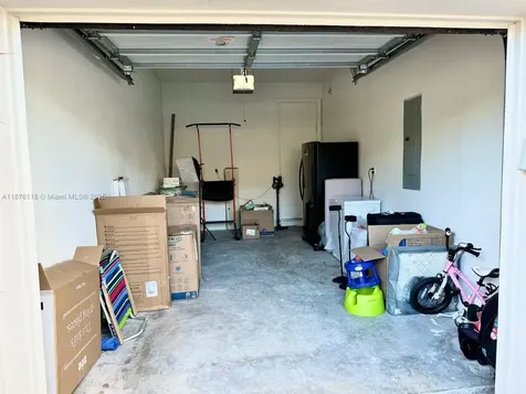 706 NE 191st Terrace Miami FL 33179