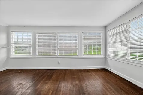 2317 SW 23rd Street Miami FL 33145