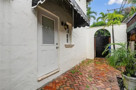 2317 SW 23rd Street Miami FL 33145