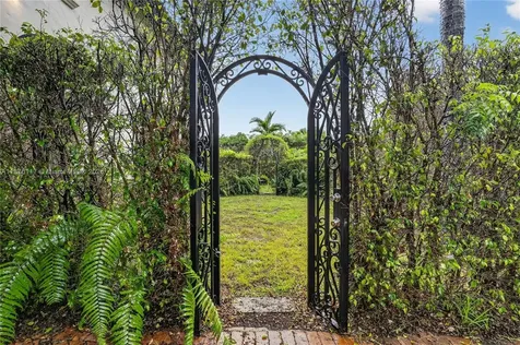 2317 SW 23rd Street Miami FL 33145
