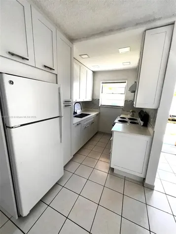 2145 Pierce Street Hollywood FL 33020