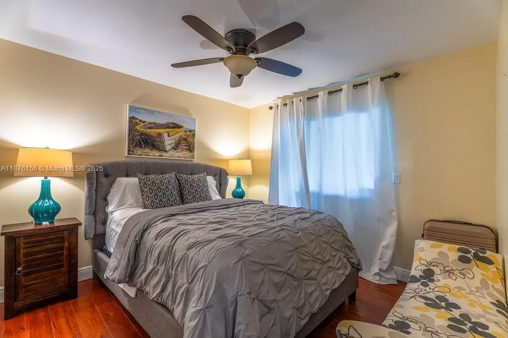 8957 Meadowlark Way Boca Raton FL 33496