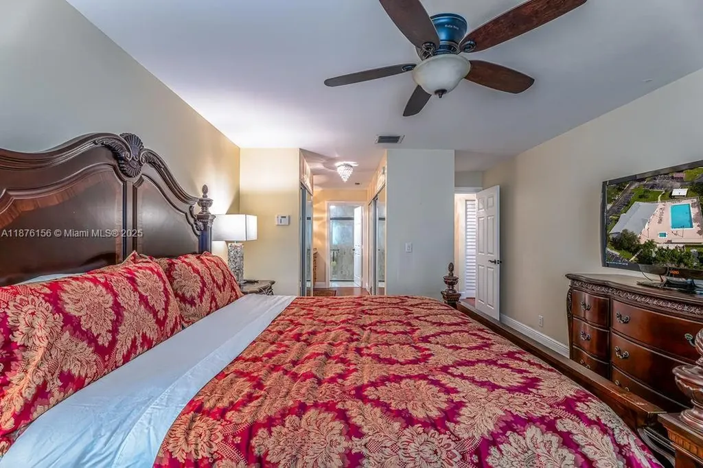 8957 Meadowlark Way Boca Raton FL 33496