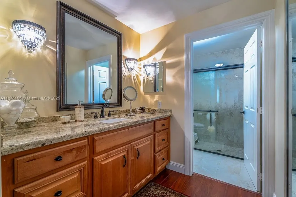 8957 Meadowlark Way Boca Raton FL 33496