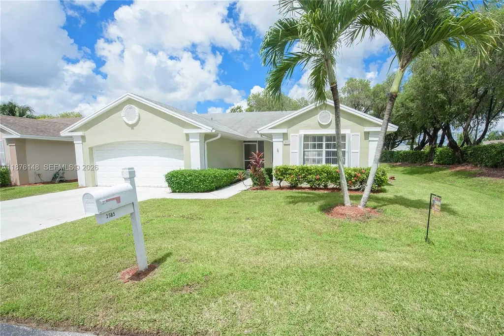 2585 SE 7th Place Homestead FL 33033
