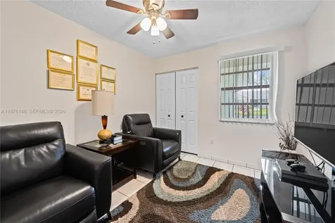 2585 SE 7th Place Homestead FL 33033