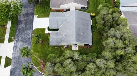 2585 SE 7th Place Homestead FL 33033