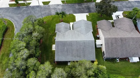 2585 SE 7th Place Homestead FL 33033