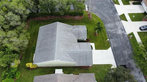2585 SE 7th Place Homestead FL 33033