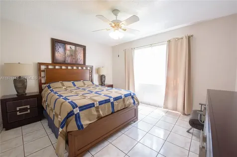 2585 SE 7th Place Homestead FL 33033