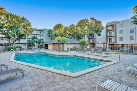 1595 NE 135th Street North Miami FL 33161