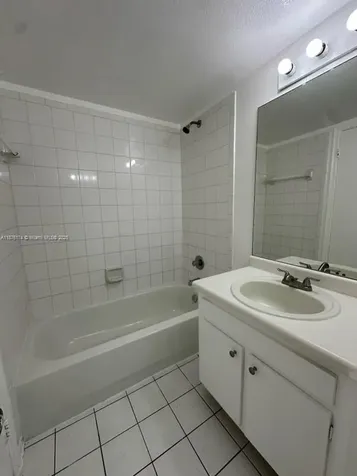 1595 NE 135th Street North Miami FL 33161