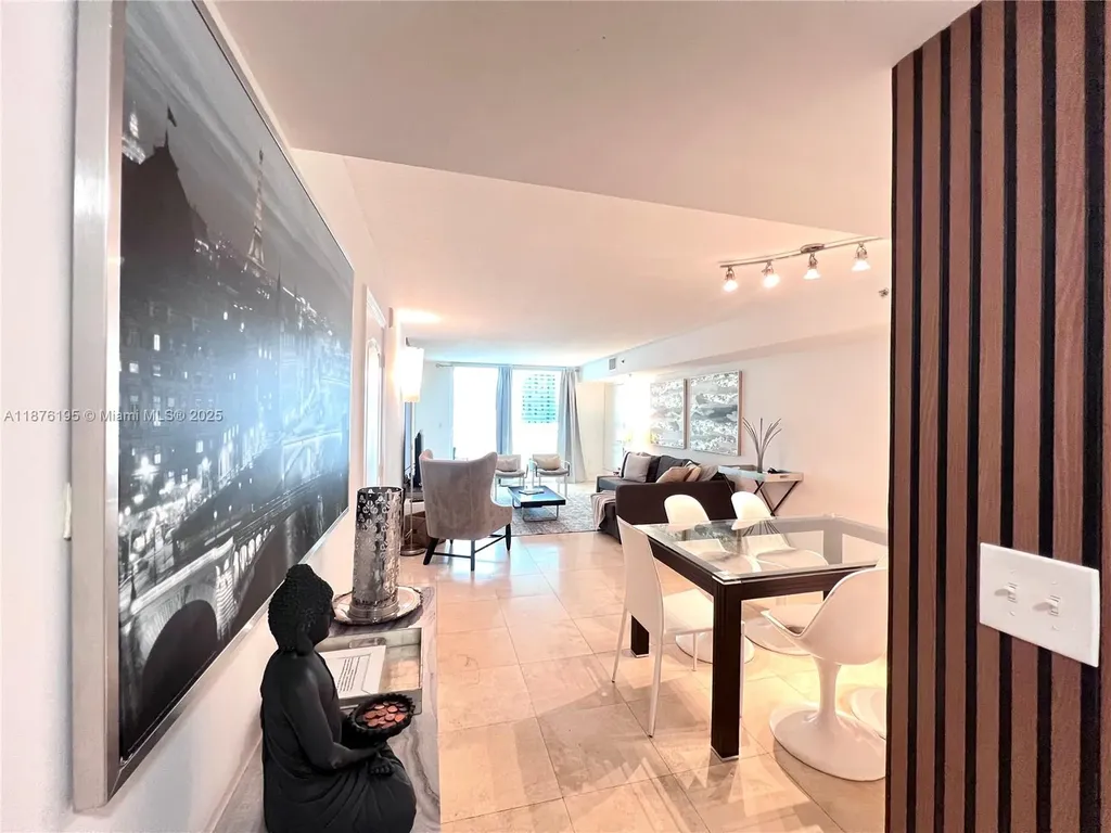 1200 Brickell Bay Drive Miami FL 33131
