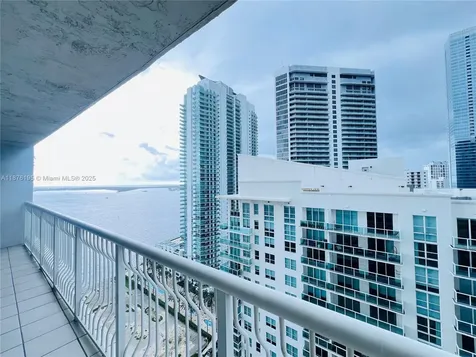 1200 Brickell Bay Drive Miami FL 33131