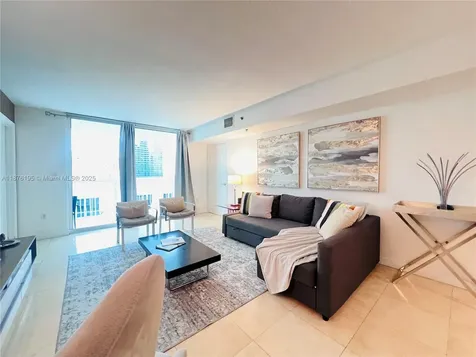 1200 Brickell Bay Drive Miami FL 33131