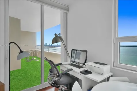 808 Brickell Key Drive Miami FL 33131