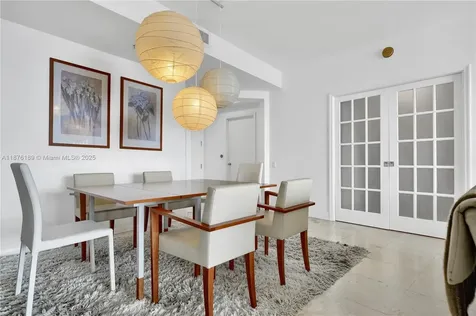 808 Brickell Key Drive Miami FL 33131