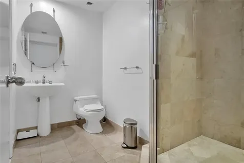 808 Brickell Key Drive Miami FL 33131