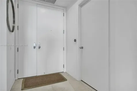808 Brickell Key Drive Miami FL 33131