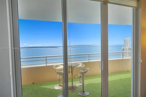 808 Brickell Key Drive Miami FL 33131