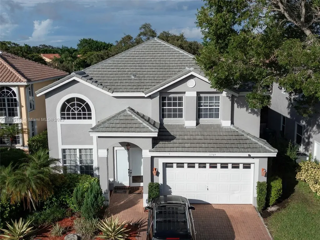 11948 Glenmore Drive Coral Springs FL 33071