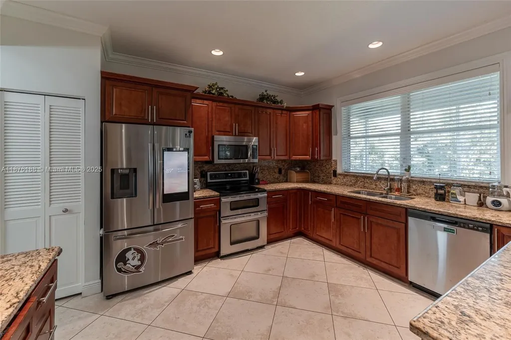 11948 Glenmore Drive Coral Springs FL 33071