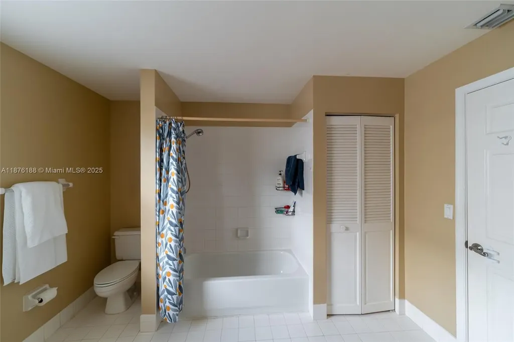 11948 Glenmore Drive Coral Springs FL 33071