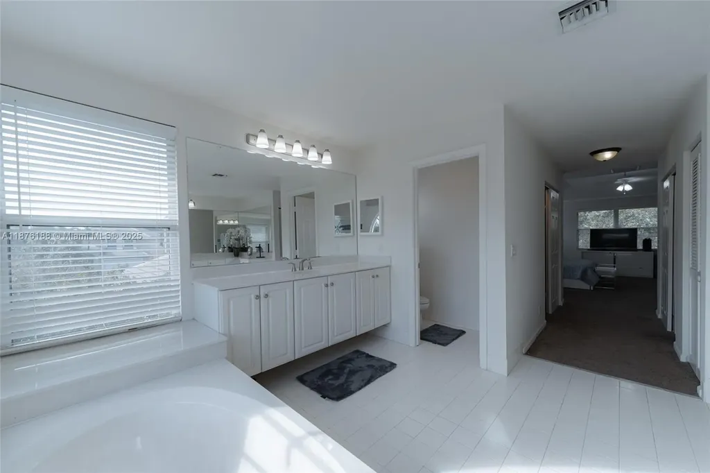 11948 Glenmore Drive Coral Springs FL 33071