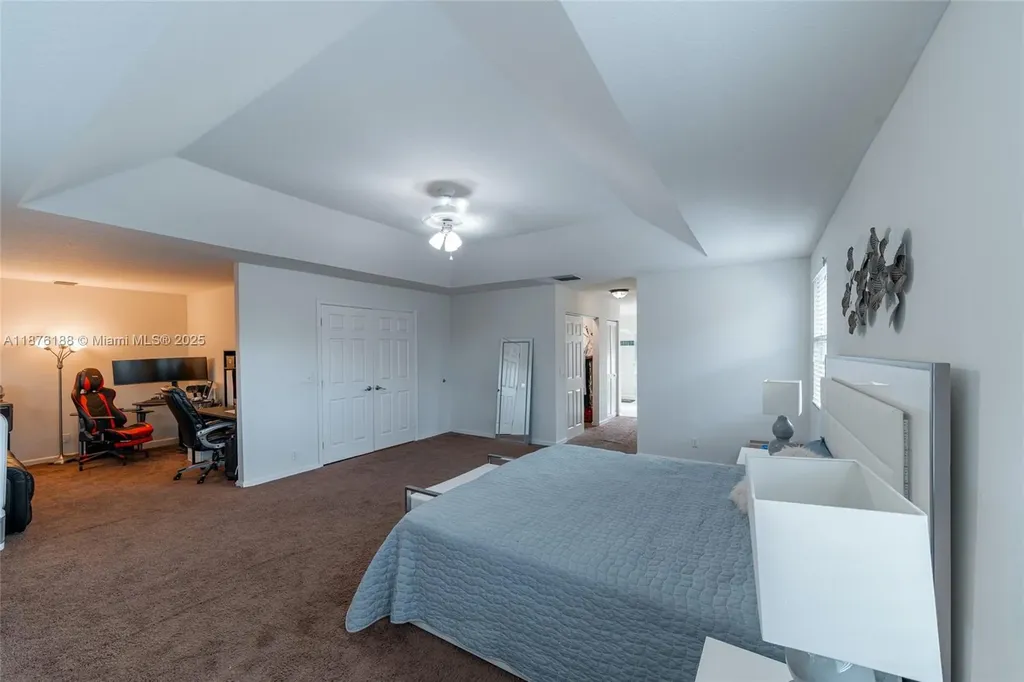 11948 Glenmore Drive Coral Springs FL 33071