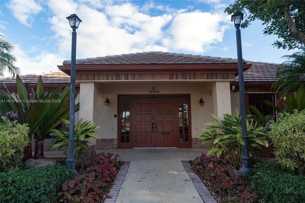 11948 Glenmore Drive Coral Springs FL 33071