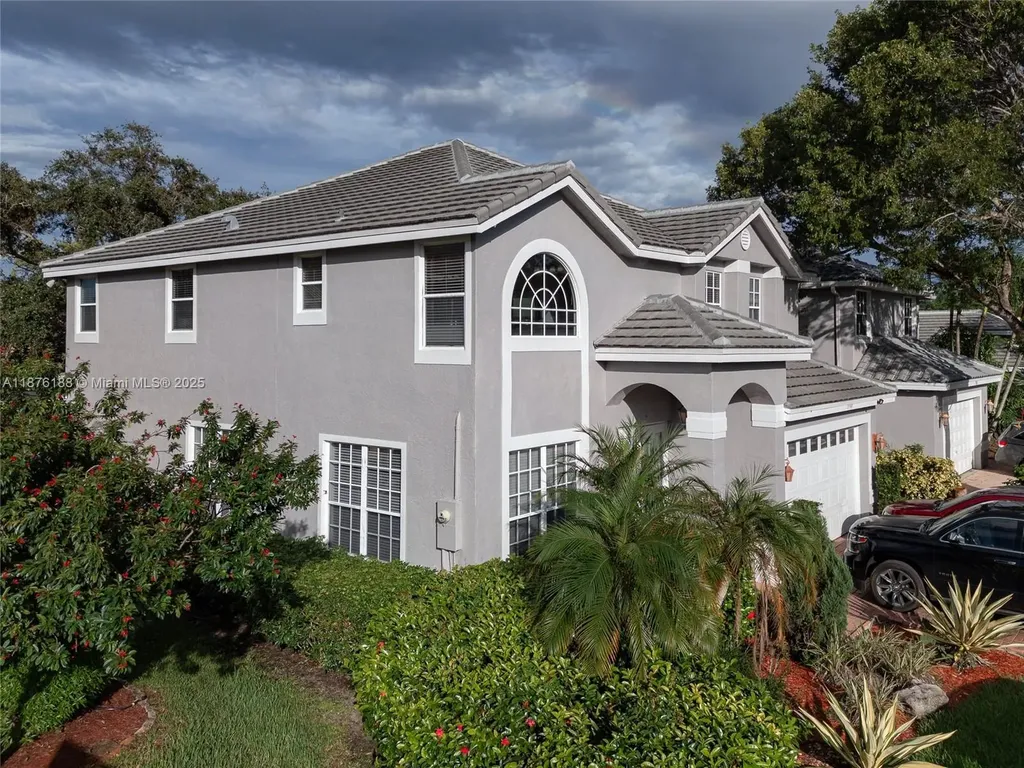 11948 Glenmore Drive Coral Springs FL 33071