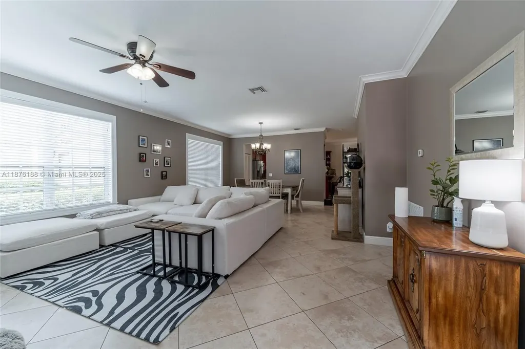 11948 Glenmore Drive Coral Springs FL 33071