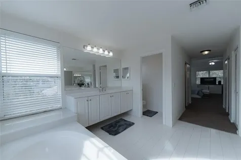 11948 Glenmore Drive Coral Springs FL 33071