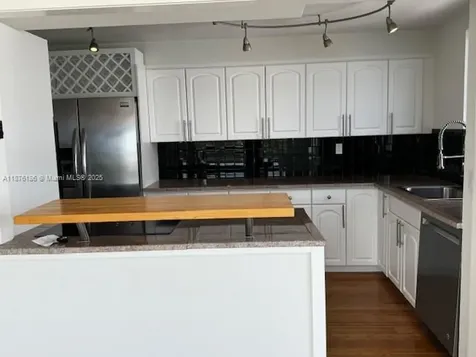 9100 W Bay Harbor Drive Bay Harbor Islands FL 33154