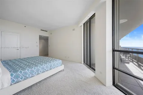 20191 E Country Club Drive Aventura FL 33180