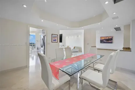 20191 E Country Club Drive Aventura FL 33180