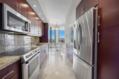 20191 E Country Club Drive Aventura FL 33180