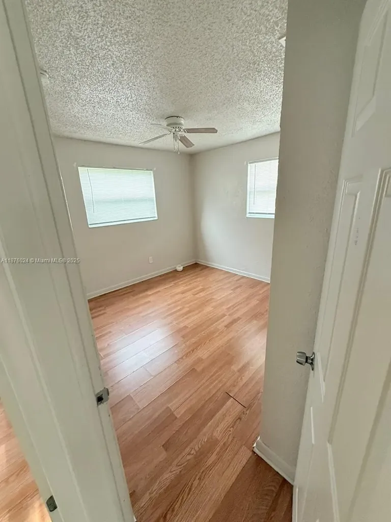 2798 NW 9th Place Fort Lauderdale FL 33311