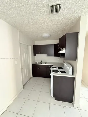 2798 NW 9th Place Fort Lauderdale FL 33311
